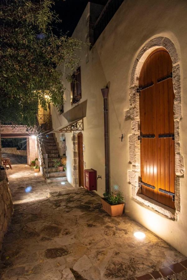 Kalivianí Stamatogiannis Traditional Apartments מראה חיצוני תמונה
